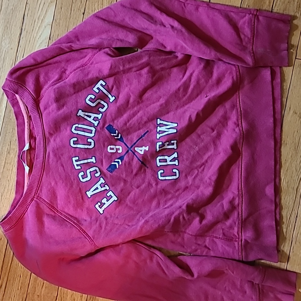 Old Navy East Coast Crewneck
